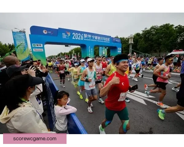 2026宁夏银川马拉松火热开跑两万五千名跑者竞逐塞上湖城